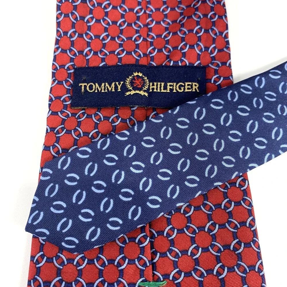 Tommy Hilfiger Mens Tie Red &‎ Navy Geometric Foulard Design 100% Silk Neckwear